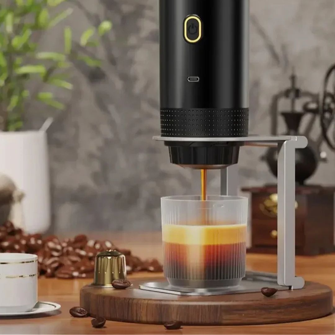 Battery coffee machine - freshly brewed coffee at the touch of a button